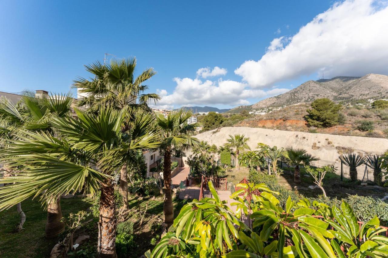 Beachside Retreat With Private Terrace Benalmádena Exterior foto